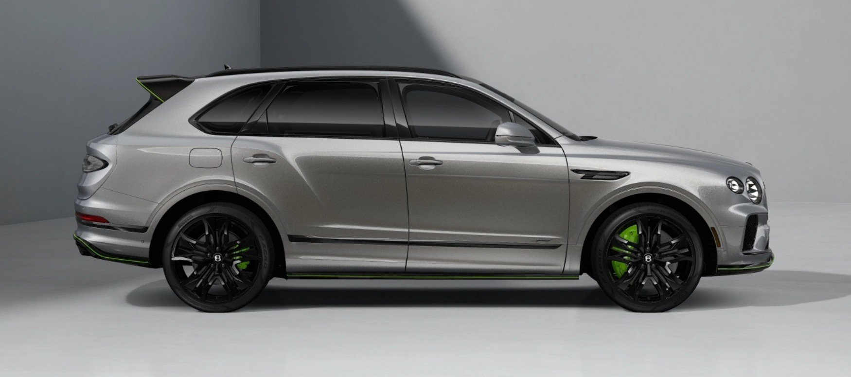Used 2026 Bentley Bentayga Speed AWD/4WD image 2