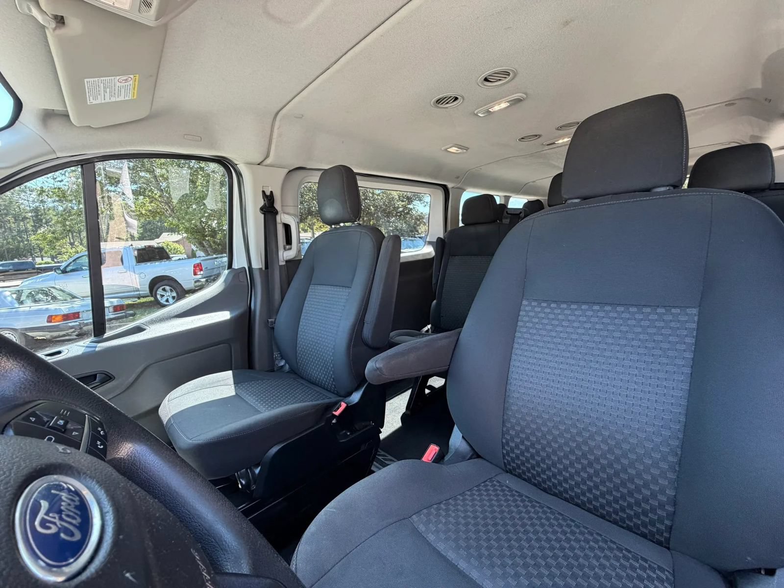 Used 2021 Ford Transit 350 XLT RWD image 10