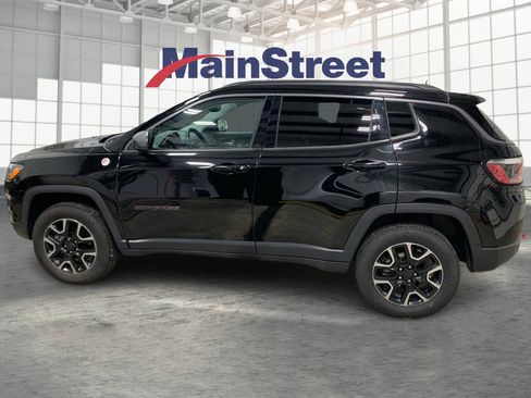 Used 2019 Jeep Compass Trailhawk w/ Leather Interior Group image 2