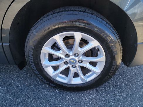 Used 2020 Chevrolet Equinox LT image 6