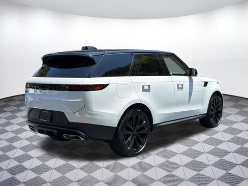 New 2026 Land Rover Range Rover Sport SE AWD/4WD image 5