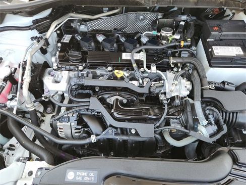 Certified 2022 Toyota Corolla Cross XLE w/ Convenience Package image 22