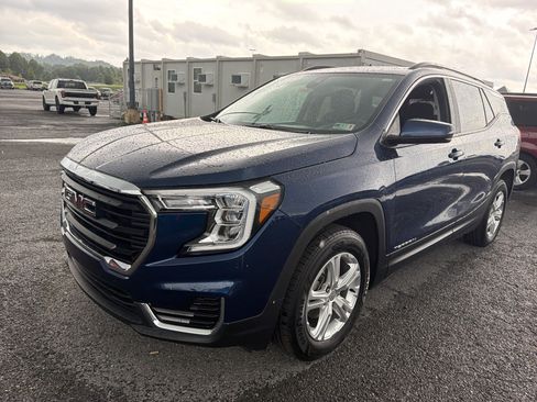 Used 2022 GMC Terrain SLE w/ Driver Convenience Package AWD/4WD image 10