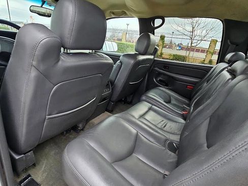 Used 2004 Chevrolet Silverado 2500 LT w/ Skid Plate Package image 20