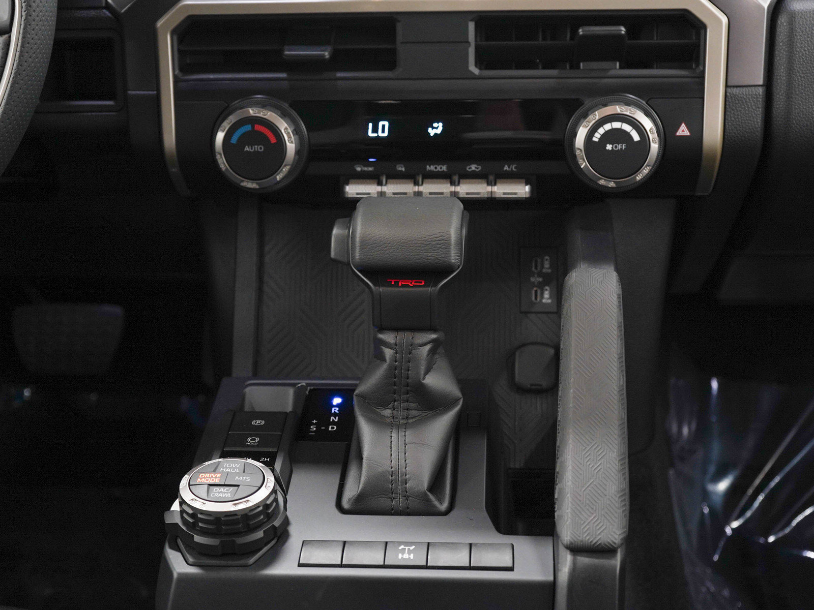 Used 2026 Toyota Tacoma TRD Off-Road AWD/4WD image 18