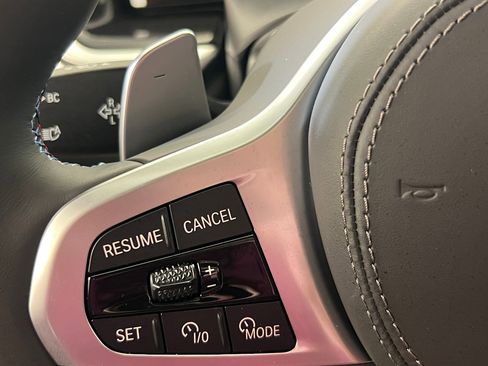 New 2026 BMW X6 M60i w/ Executive Package image 18