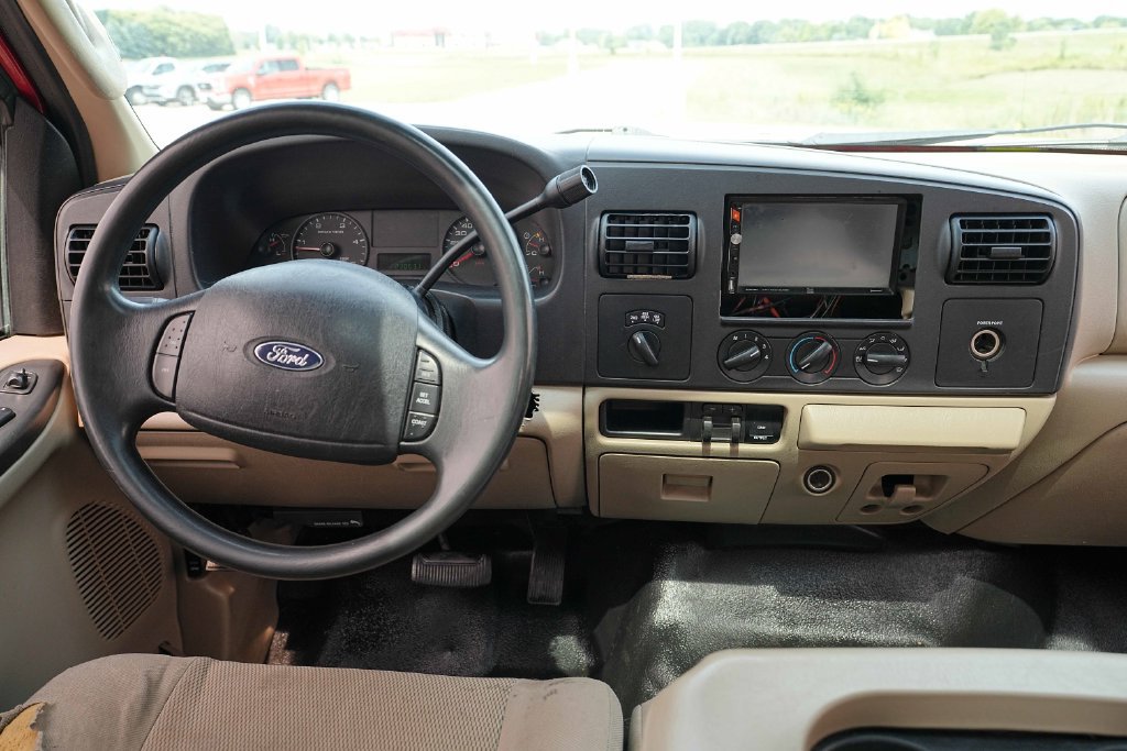 Used 2005 Ford F350 XLT AWD/4WD image 23