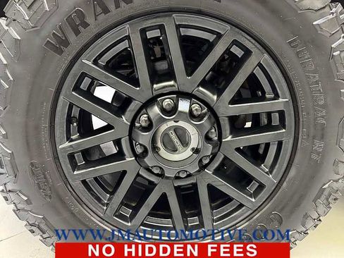 Used 2021 Ford F350 Lariat image 10