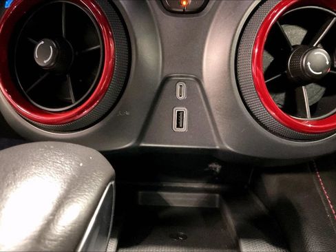 Used 2021 Chevrolet Blazer RS w/ Enhanced Convenience Package image 31