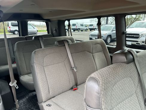 Used 2017 Chevrolet Express 3500 LT w/ LT Preferred Equipment Group image 25