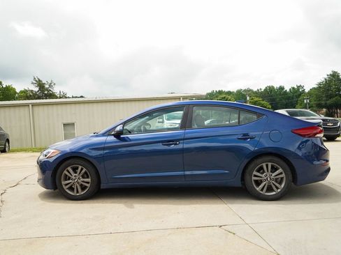 Used 2018 Hyundai Elantra SEL FWD image 23
