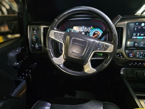 Used 2018 GMC Sierra 3500 Denali w/ Duramax Plus Package image 33