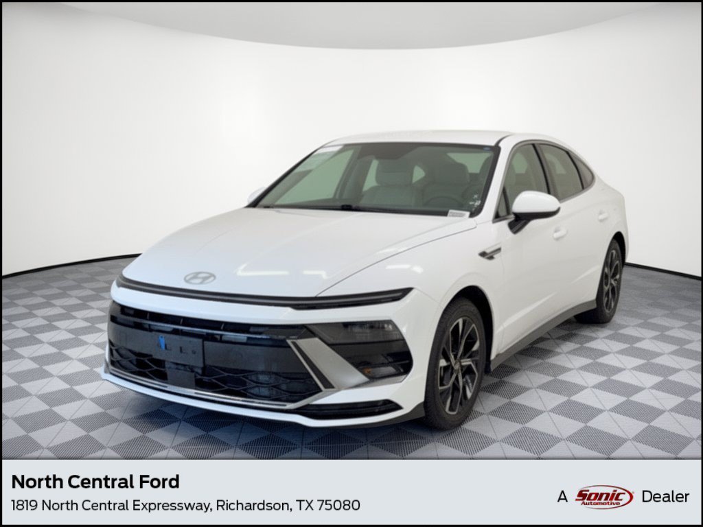 Used 2025 Hyundai Sonata SEL FWD image 1