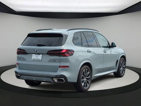 Certified 2024 BMW X5 xDrive40i w/ M Sport Package image 8