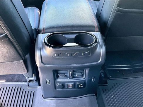 Used 2023 Nissan Titan PRO-4X w/ Pro-4x Convenience Package AWD/4WD image 11