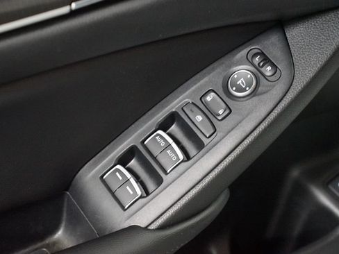 Used 2022 Honda Accord Sport image 28