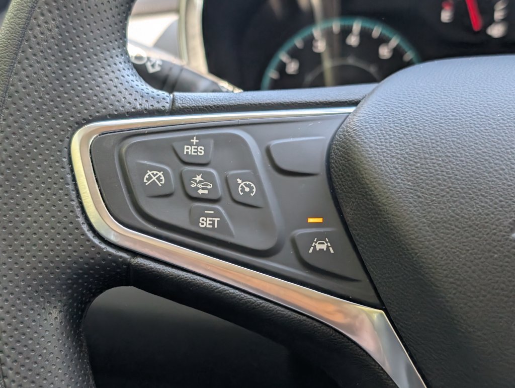 Used 2024 Chevrolet Equinox LS w/ Driver Confidence II Package FWD image 22