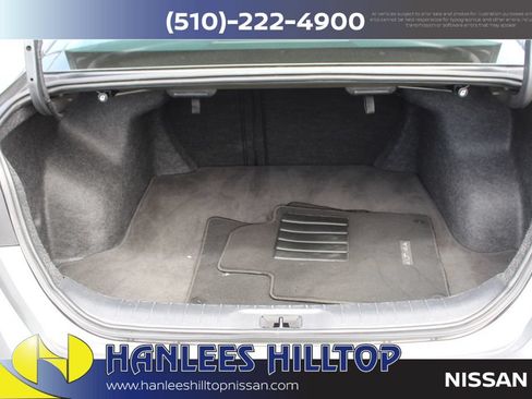 Used 2025 Nissan Altima 2.5 SV FWD image 10