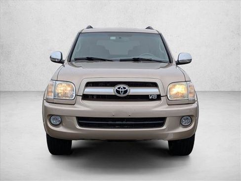 Used 2007 Toyota Sequoia Limited image 2