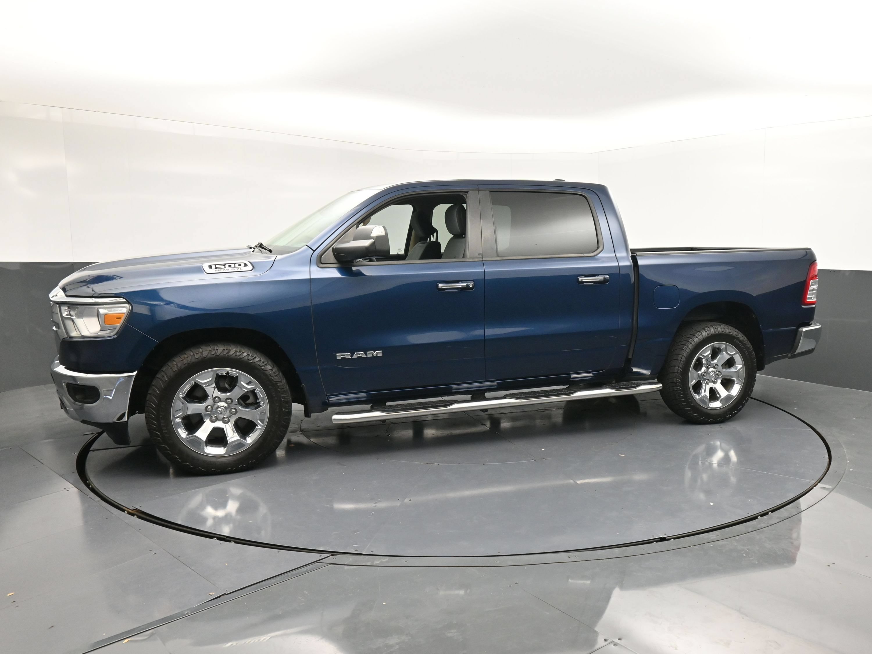 Used 2020 RAM 1500 Lone Star RWD image 5