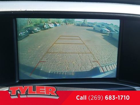 Used 2018 GMC Sierra 1500 SLE w/ SLE Value Package AWD/4WD image 52