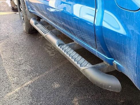 Used 2023 Chevrolet Silverado 1500 RST w/ Z71 Off-Road Package image 22