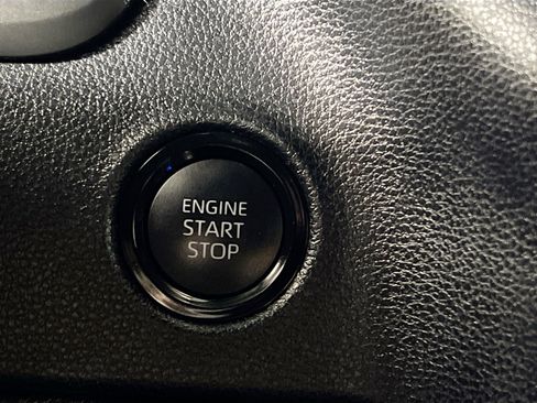 Used 2026 Toyota Tundra SR5 w/ SR5 Premium Package AWD/4WD image 23