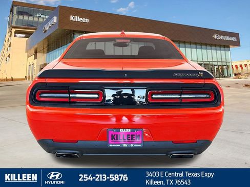 Used 2023 Dodge Challenger R/T Scat Pack RWD image 7