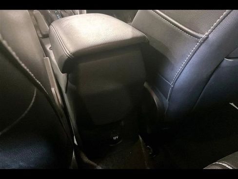 Used 2014 Ford Focus Titanium image 10