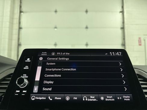 Used 2025 Honda Odyssey Touring image 32