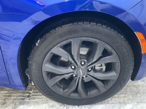 Used 2020 Chrysler Pacifica Touring-L Plus FWD image 20