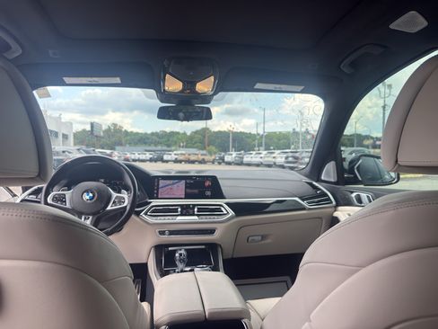 Used 2020 BMW X5 M50i w/ Executive Package AWD/4WD image 27