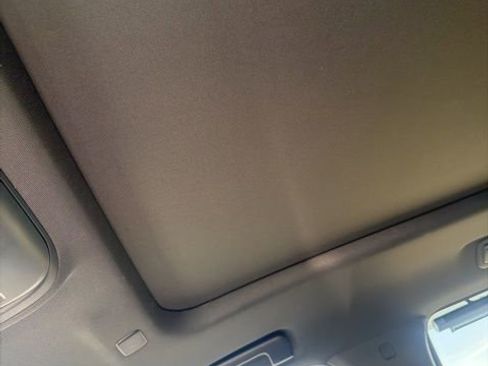 Used 2022 Chevrolet Tahoe Z71 w/ Luxury Package image 10