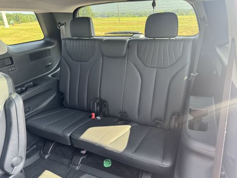 Used 2024 Hyundai Palisade Limited AWD/4WD image 14