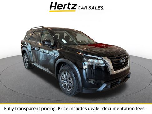 Used 2025 Nissan Pathfinder SV FWD image 1