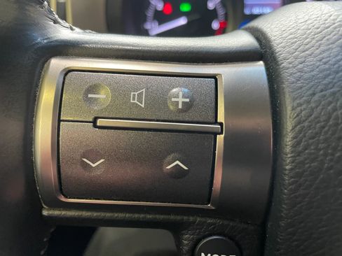 Used 2015 Lexus GX 460 w/ Premium Package image 10