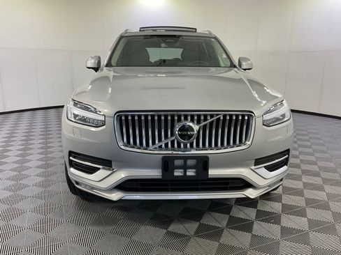 Used 2025 Volvo XC90 B6 Plus AWD/4WD image 2