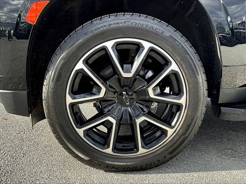 Used 2023 Chevrolet Tahoe RST image 7