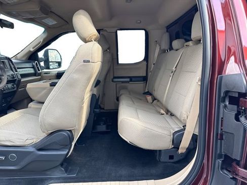 Used 2017 Ford F250 XLT w/ XLT Value Package image 11