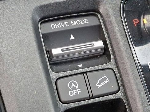 Used 2025 Honda CR-V LX image 24