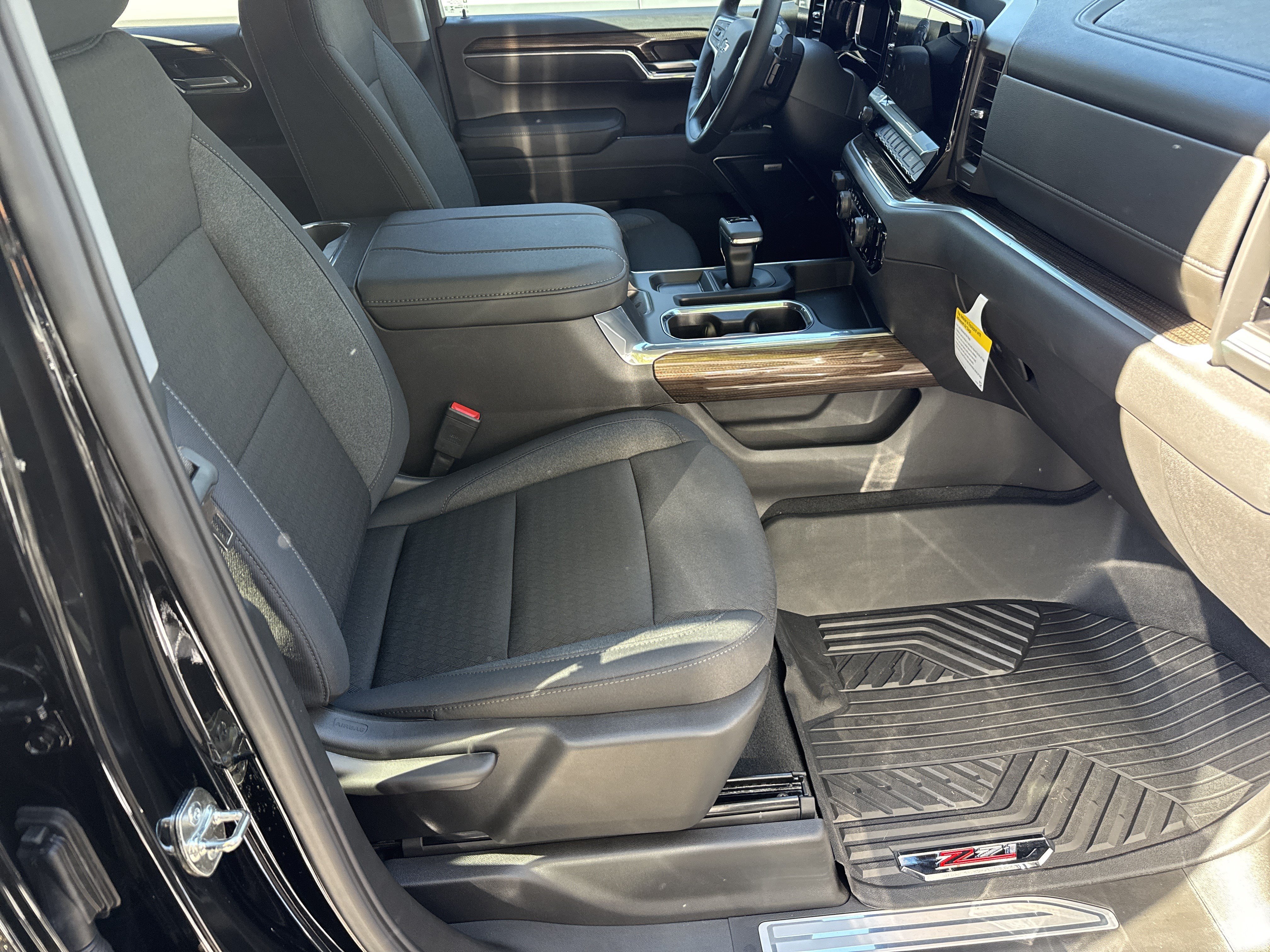 New 2026 Chevrolet Silverado 1500 RST w/ Z71 Off-Road Package AWD/4WD image 13