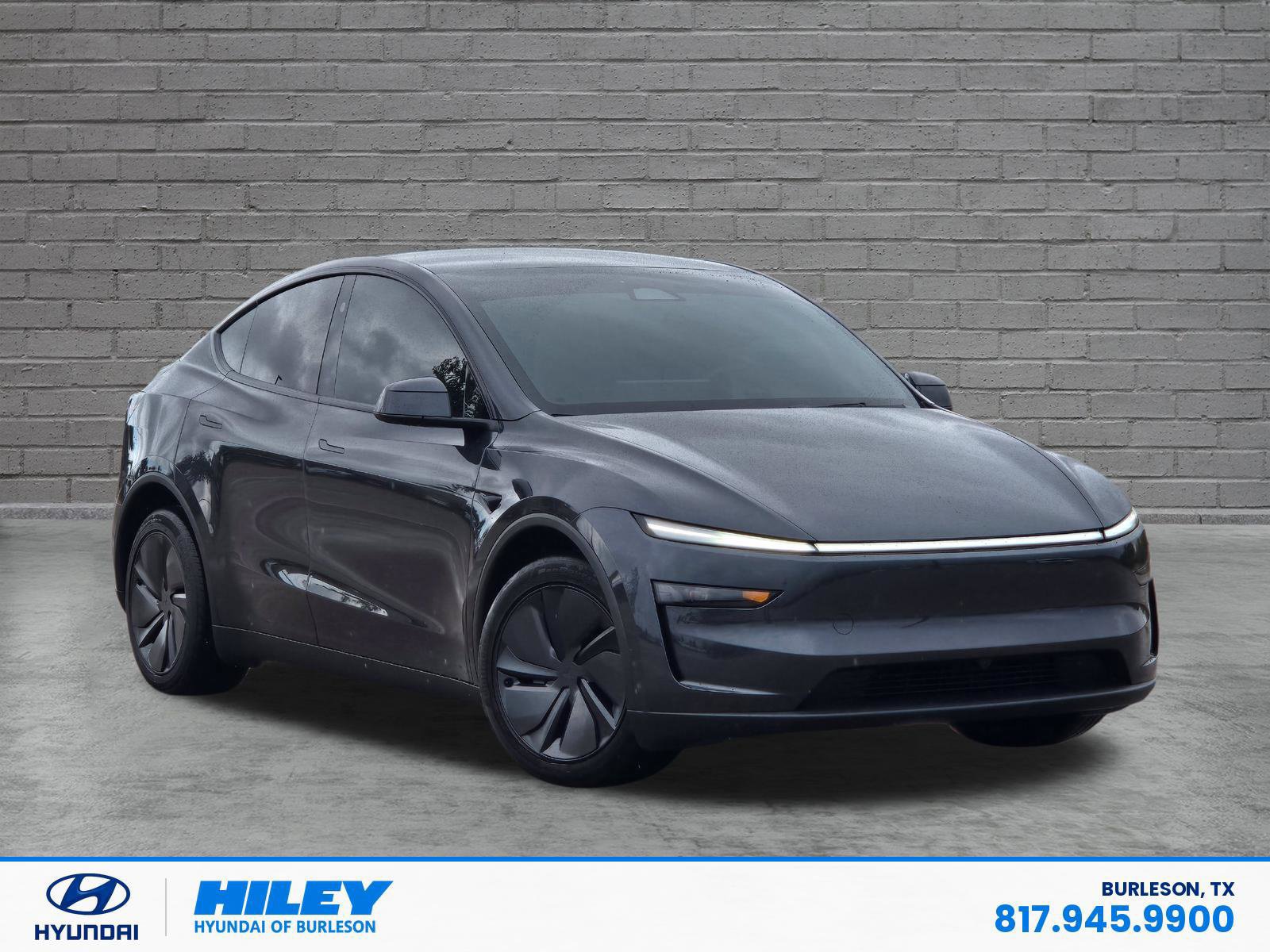 Used 2026 Tesla Model Y AWD image 2