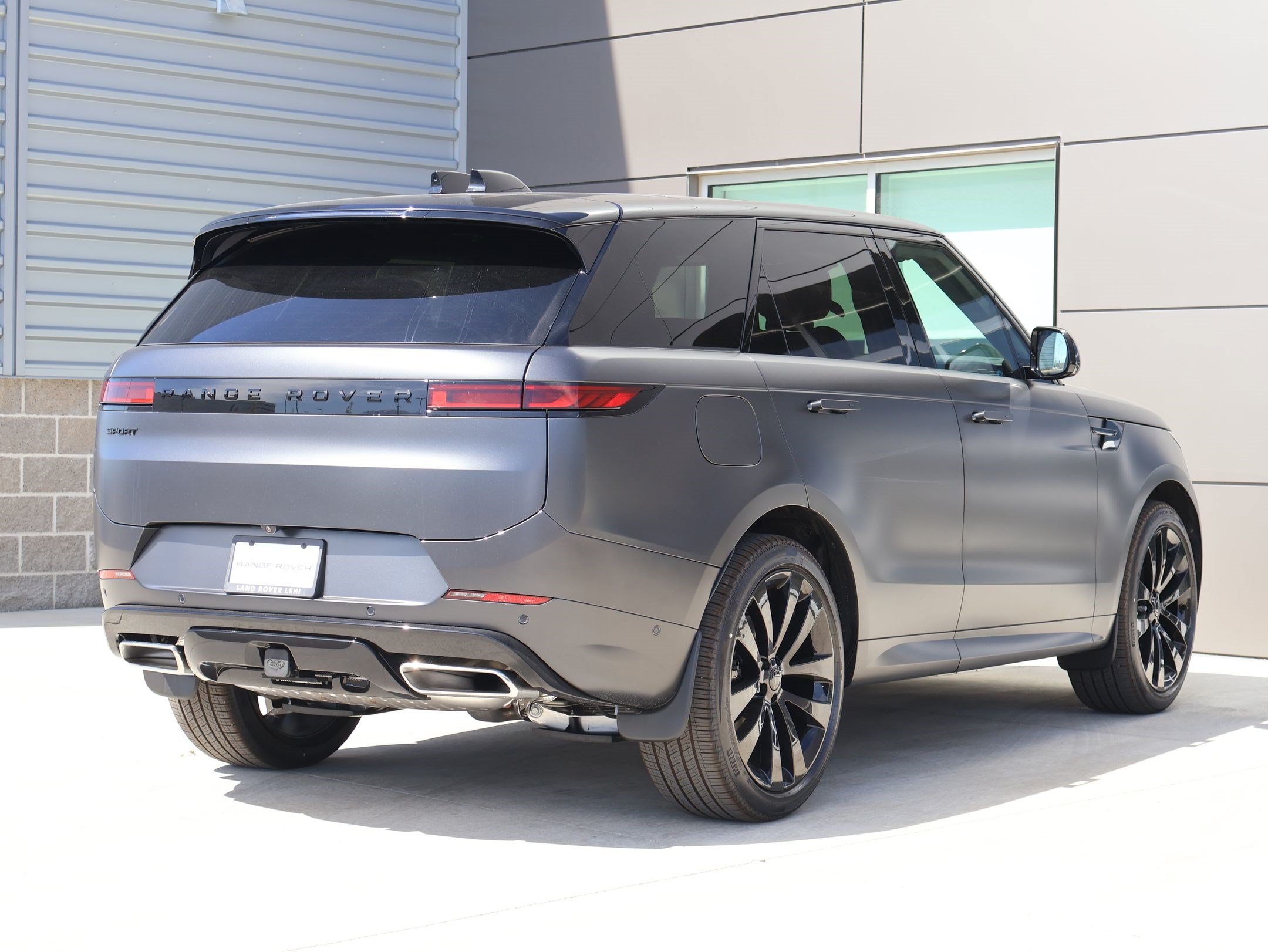 New 2026 Land Rover Range Rover Sport Dynamic SE AWD/4WD image 5