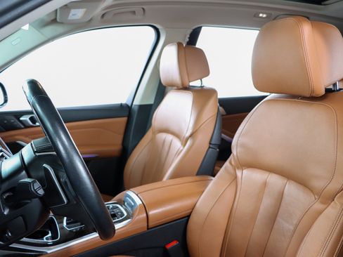 Used 2021 BMW X7 xDrive40i w/ Executive Package image 24