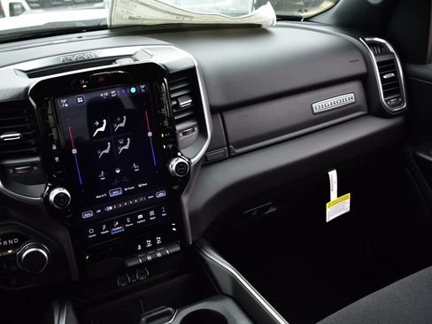 New 2026 RAM 1500 Big Horn AWD/4WD image 31