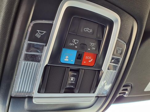 Used 2025 RAM 1500 Big Horn AWD/4WD image 19