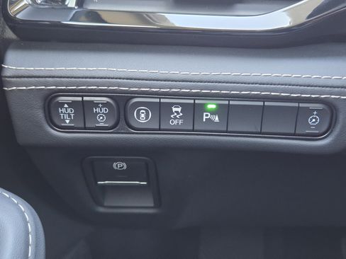 Certified 2023 Acura MDX SH-AWD w/ Advance Package image 22