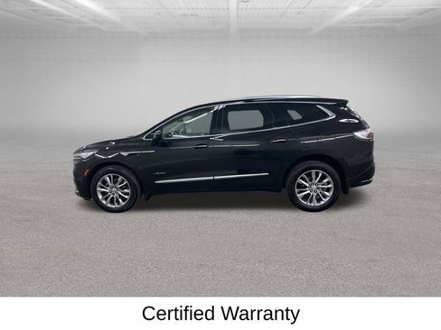 Used 2023 Buick Enclave Avenir w/ Avenir Technology Package AWD/4WD image 9
