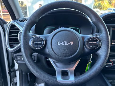 Used 2024 Kia Soul LX w/ Option Group 015 image 14