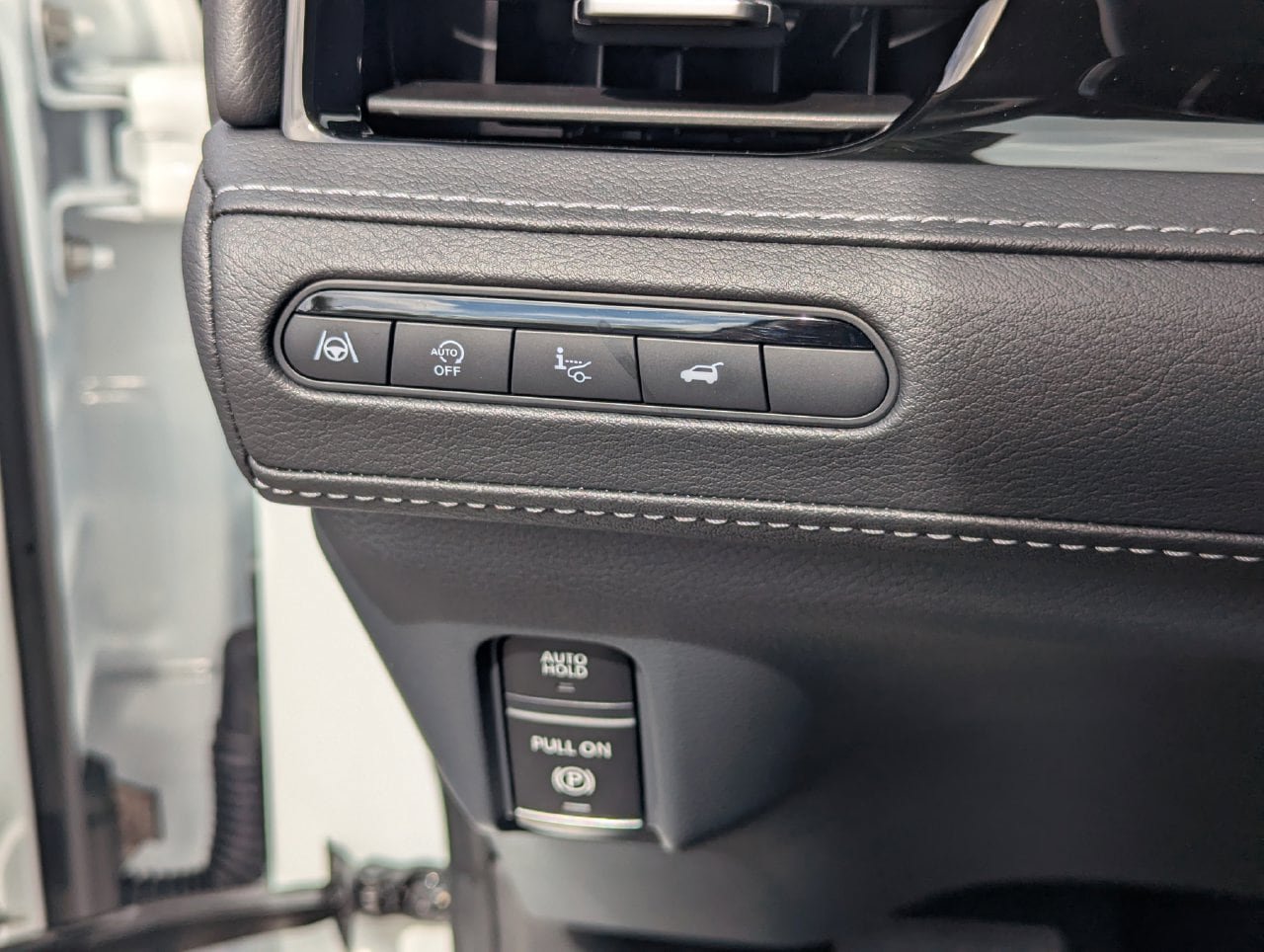 New 2027 INFINITI QX80 Luxe RWD image 24
